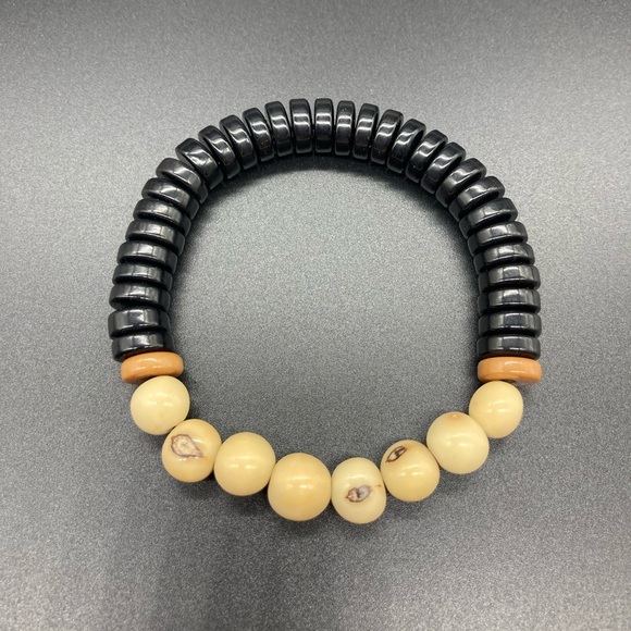 Tagua Nut Bracelets / Organic Jewelry - Picture 2 of 4